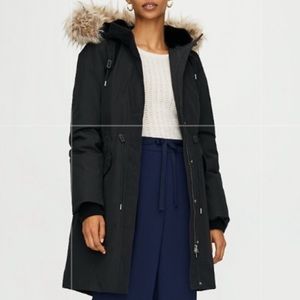 Aritzia North Star parka brand new size small